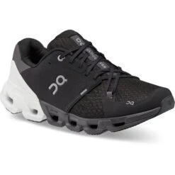 On Running On Cloudflyer 4 Heren Hardloopschoenen - Zwart & Wit -On Running on cloudflyer 4 running shoe black white 6 1323938