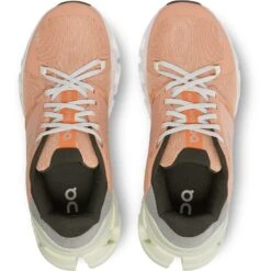 On Running On Cloudflyer 4 Dames Hardloopschoenen - Peach & Aloe 8 On Running On Cloudflyer 4 Dames Hardloopschoenen - Peach & Aloe -On Running on cloudflyer 4 women running shoe peach aloe 2 1392175