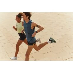 On Running On Cloudrunner Dames Hardloopschoenen - White & Frost 20 On Running On Cloudrunner Dames Hardloopschoenen - White & Frost -On Running on cloudrunner women running shoes frost aloe 6 1242028 1