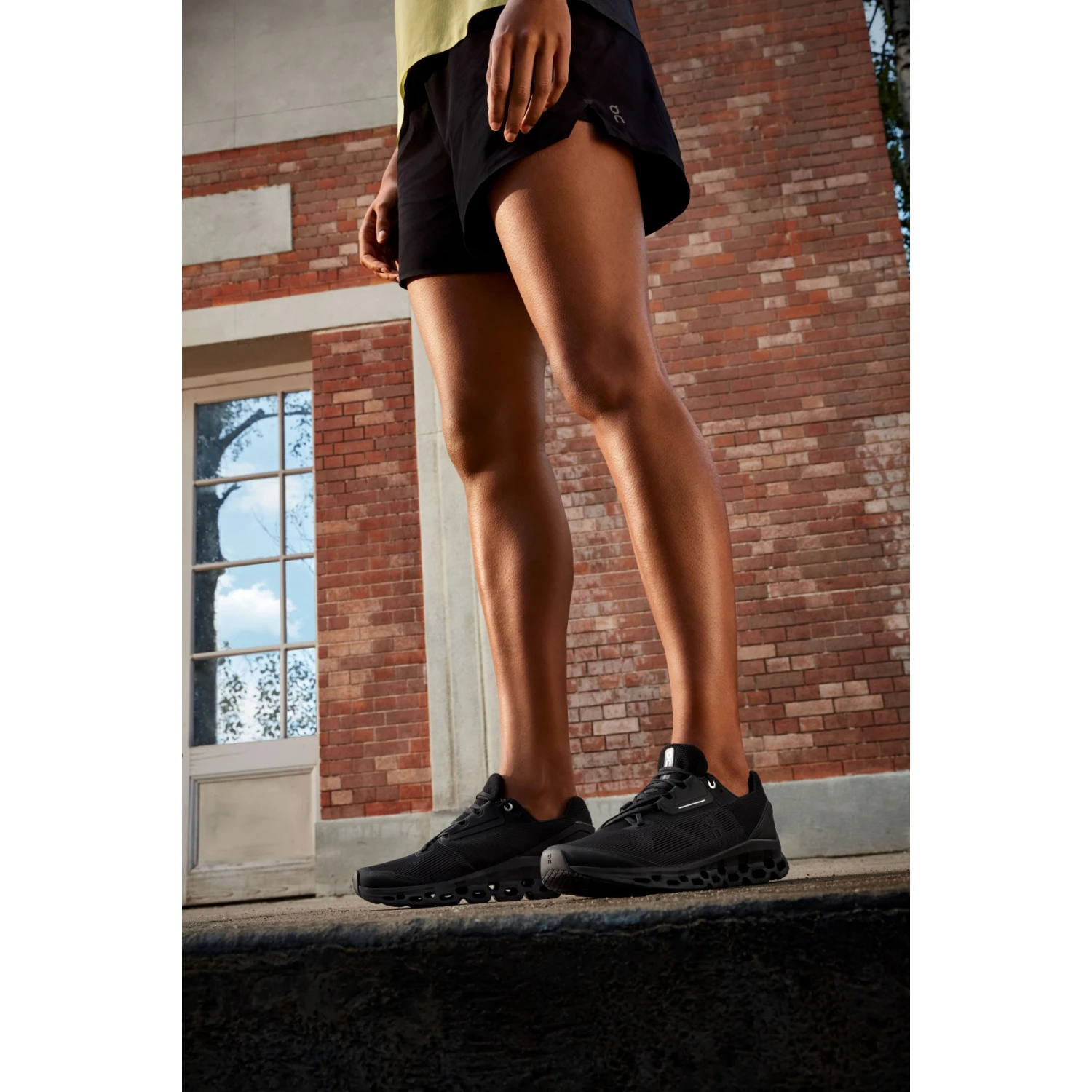 On Running On Cloudstratus Women Running Shoe - Black 7 On Running On Cloudstratus Women Running Shoe - Black - Afbeelding 7