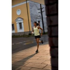 On Running On Cloudstratus Women Running Shoe - Black 17 On Running On Cloudstratus Women Running Shoe - Black -On Running on cloudstratus women running shoe black 9 1105440