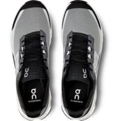 On Running On Cloudvista Heren Trail Hardloopschoenen - Zwart & Wit 9 On Running On Cloudvista Heren Trail Hardloopschoenen - Zwart & Wit -On Running on cloudvista men trailrunning shoe black white 5 1554955
