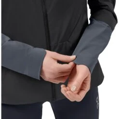 On Running On Insulator Jacket Women - Black & Dark 19 On Running On Insulator Jacket Women - Black & Dark -On Running on insulator jacket women black dark 10 974303