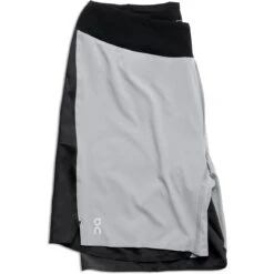 On Running On Lightweight Shorts Hardloopbroek - Dark & Black -On Running on lightweight shorts dark black 1 950076
