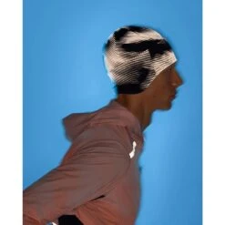 On Running On Lumos Beanie - Zwart -On Running on lumos beanie black 3 1554989