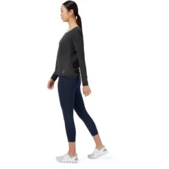 On Running On Performance Long-T Dames Shirt Met Lange Mouwen - Black -On Running on performance long t women long sleeve running shirt black 3 948937