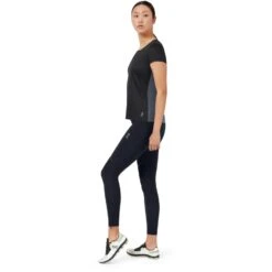 On Running On Performance-T Dames Hardloopshirt - Black & Dark -On Running on performance t women running shirt black dark 3 948916