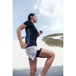 On Running On Performance-T Dames Hardloopshirt - Black & Dark -On Running on performance t women running shirt black dark 7 948919