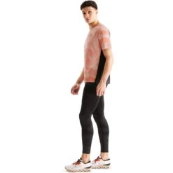 On Running On Performance Winter Tights Lumos Heren Hardloopbroek - Zwart 9 On Running On Performance Winter Tights Lumos Heren Hardloopbroek - Zwart -On Running on performance winter tights lumos men black 3 1567052