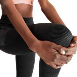 On Running On Performance Winter Tights Lumos Dames Hardloopbroek - Zwart 12 On Running On Performance Winter Tights Lumos Dames Hardloopbroek - Zwart -On Running on performance winter tights lumos women black 6 1567042