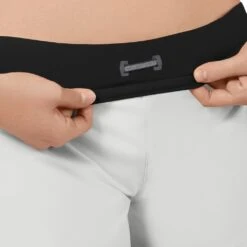 On Running Shorts Dames Hardloopbroek - Glacier & Black 14 On Running Shorts Dames Hardloopbroek - Glacier & Black -On Running on running shorts women glacier black 6 949138