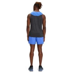 On Running On Tank-T Hardloopshirt - Cobalt & Black 9 On Running On Tank-T Hardloopshirt - Cobalt & Black -On Running on tank t running shirt cobalt black 3 1427770