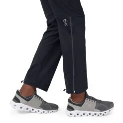 On Running On Track Pants - Black 19 On Running On Track Pants - Black -On Running on track pants black 9 950221