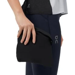 On Running On Waterproof Anorak Dames - Zwart '22 -On Running on waterproof anorak women black 10 949113