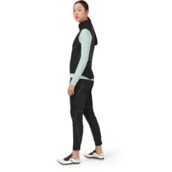 On Running On Weather Vest Women - Black -On Running on weather vest women black 3 949077